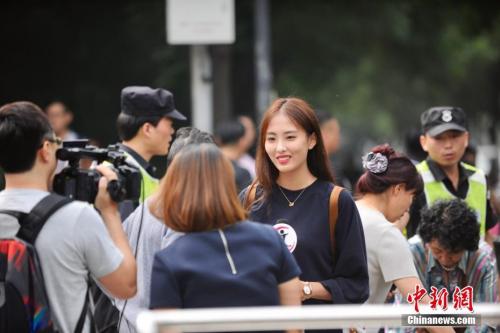 点击进入下一页