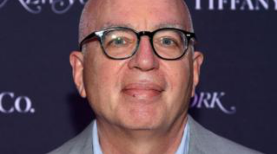 曝特朗普猛料新书在美火爆 白宫人员:一本垃圾书