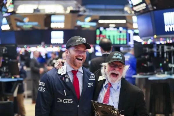 特朗普创造美国史上最强经济复苏？埋下重大隐患