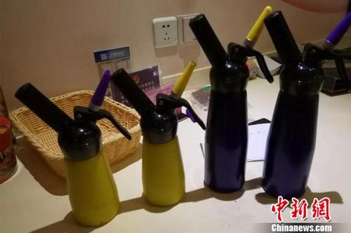 浙江三人因吸食笑气被拘警方：危害性与吸毒无异