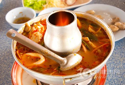 冬天想吃热乎的！麻辣烫怎么吃才健康？