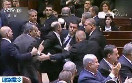 美副总统中东行接连碰壁 以色列演讲遭激烈抗议