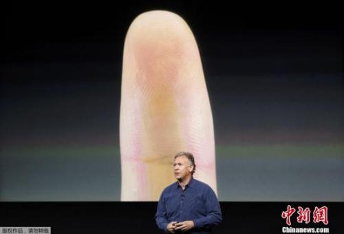 资料图：苹果发布iPhone 5s时，已经支持手机指纹识别。