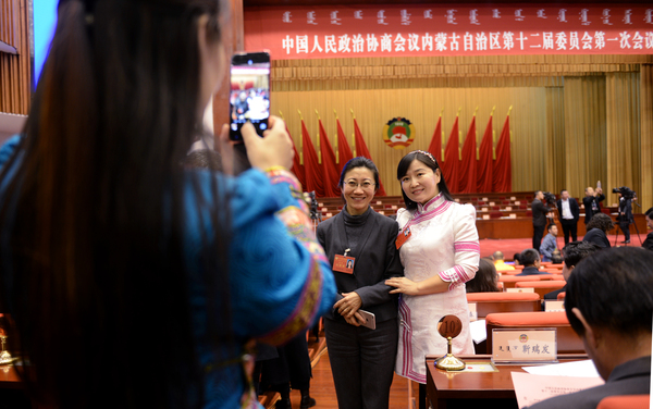 6合影留念，记录新一届的开始