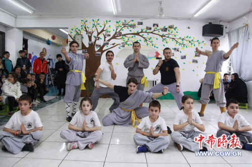 （希腊《中希时报》/王洪普 图）