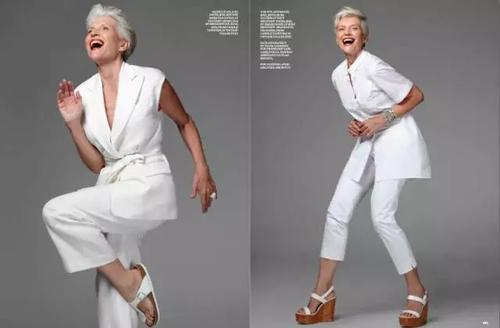 60岁拍裸照63岁拍孕妇照 马斯克的妈更是狠角色