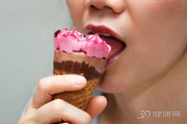 致女人：这4个症状不简单 都是宫寒征兆