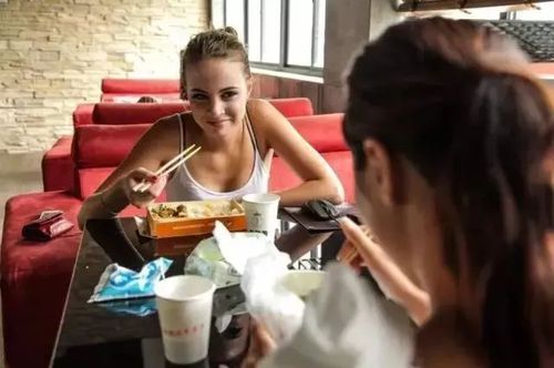 这个德国小镇居民自称是中国人 还在春节狂欢游行