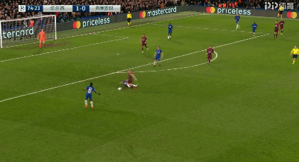 欧冠-威廉破门+两次中柱 梅西扳平切尔西1-1巴萨