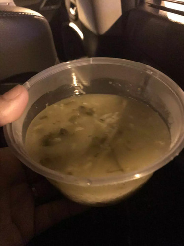 游客讲述海南堵车之夜：不到10公里 走了一晚上