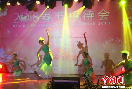 图为傣族舞蹈《有一个美丽的地方》?！×钟来?摄