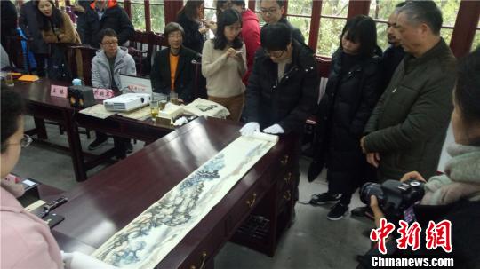 点击进入下一页