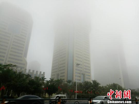 春节假日期间，?？诔中笪聿欢??！∫Ｃ?摄