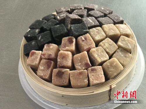 "制作元宵时使用的馅料。<a
