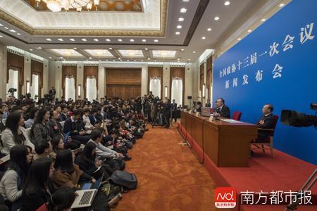 故事大王王国庆:曾为一场发布会准备1700个问题