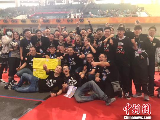 参赛队伍。组委会供图