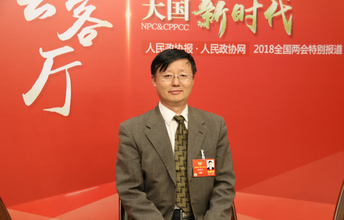 全国政协委员、中国食品药品检定研究院研究员岳秉飞