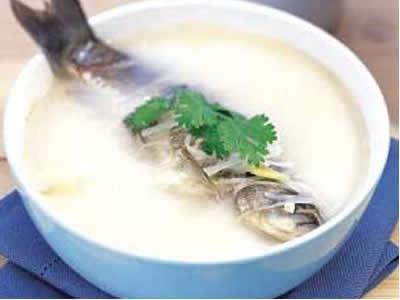 肉汤精华多 肉渣没营养这说法对吗?