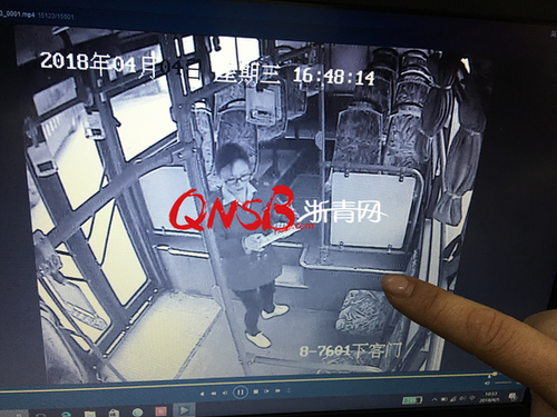 杭州85岁大伯手握100万元支票上了公交车，用时才发现支票不见了……