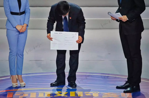 西安教育被电视问政得了21.89分 连夜部署整改