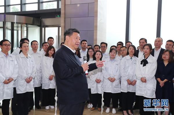 4月26日上午，中共中央总书记、国家主席、中央军委主席习近平在烽火集团有限公司考察。2