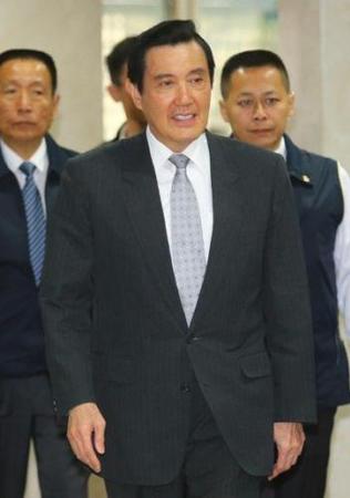 台北地检署重启侦办“三中案”，日前再度传唤马英九(图)出庭，马英九全程行使缄默权。 来源：台湾《联合报系》资料照片