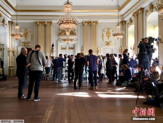 点击进入下一页