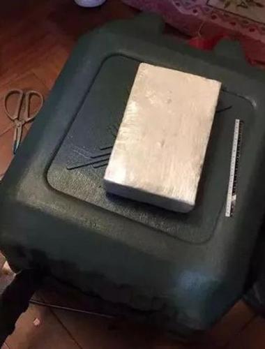 深圳警方破贩毒案:缴1.3吨可卡因 建国来全国最多