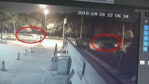 一家人开车路遇陌生男 对方强行塞了5万元现金