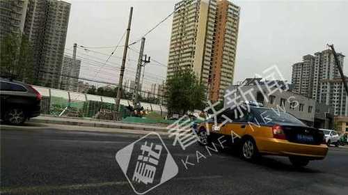 记者探访北京前门玉器连环套:未购物出租车甩客