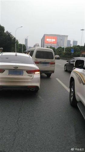 车技差？轿车1年半发生500起事故 还赚了百万元