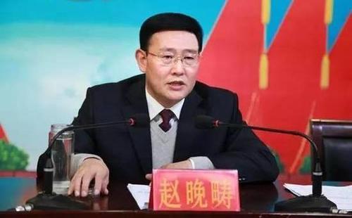 山西一小官巨腐典型:有2427张存折 家庭资产过亿