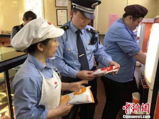 三外卖平台建违规商户公示栏承诺网餐店铺证照真实