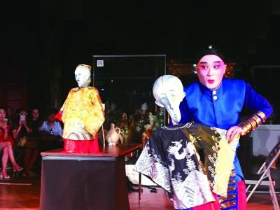 中国侨网张军出演当代昆曲《我，哈姆雷特》 项晓炜 摄