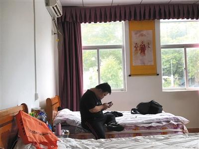 天才指挥家舟舟的中年:风光不再 年演出不足10场