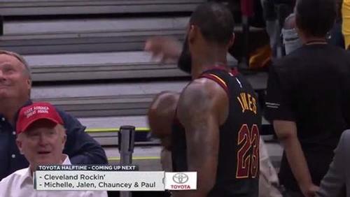 特朗普取消超级碗冠军白宫行 詹姆斯和库里怒了