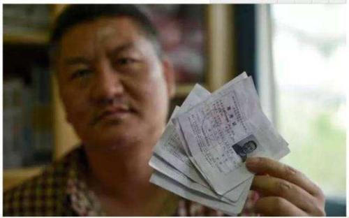 51岁高考钉子户第22次赴考：上大学是精神支柱