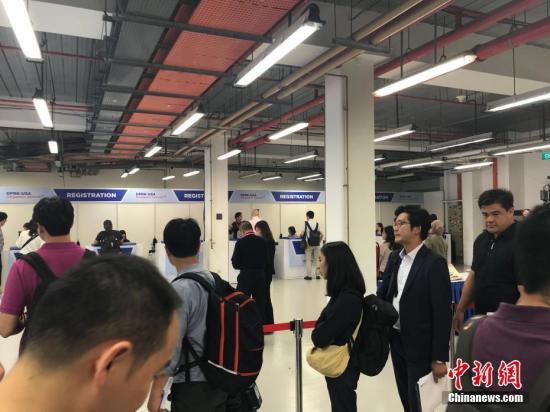 点击进入下一页