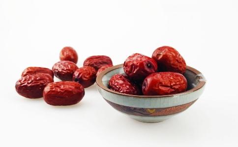 女性吃什么食物可以补血 适合女性补血的食物有哪些 补血吃什么食物好