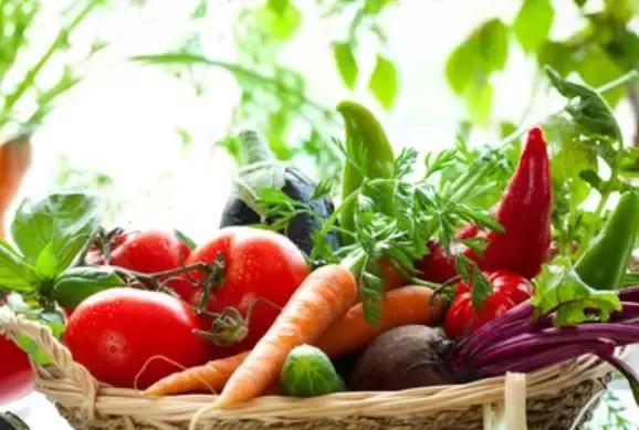 4种食物，每吃一口都在催你老！ 