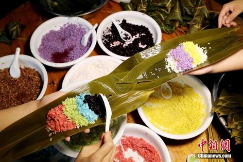 点击进入下一页