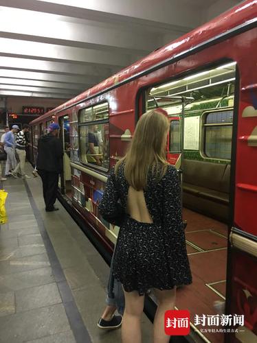 俄罗斯比赛日莫斯科安保升级 球迷疯起来就连安保都怕？