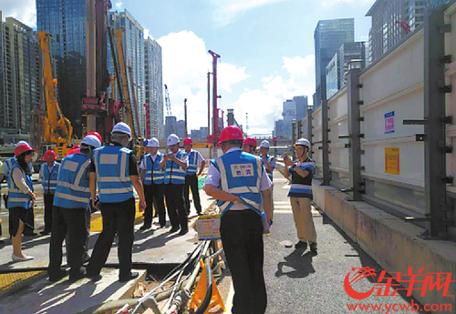 电缆被挖断事故现场。金羊网记者 李晓旭 摄