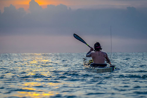 小伙上演漂流记:一人一舟 299天漂遍中国海岸线