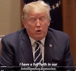 特朗普称对美国情报部门很有信心 这时屋里灯灭了