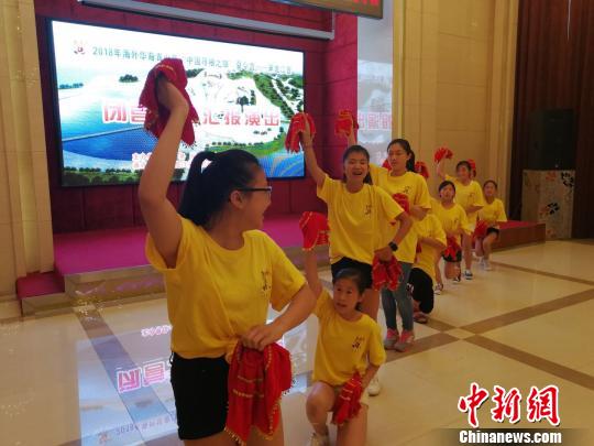 扭起东北大秧歌 于琨 摄