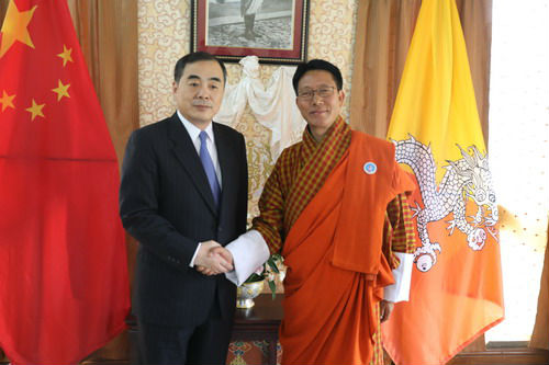 锐参考 就在这两天，中国高官突然访问了这个未建交的神秘邻国……