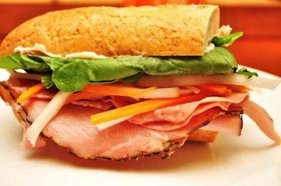 夏季食物是中毒高发期 食材选取请谨慎