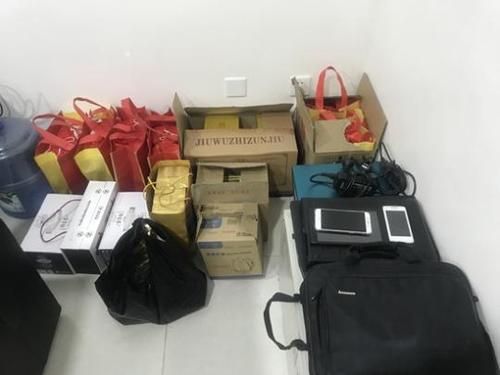 点击进入下一页