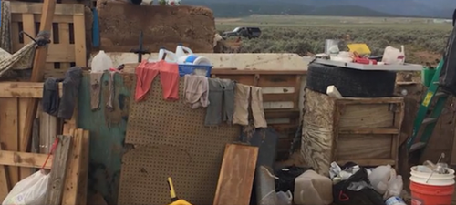 美国男子训练孩子使用突击枪?疑为校园恐袭做准备